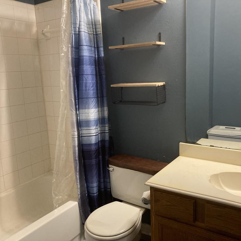 Listing photo 7 of 11