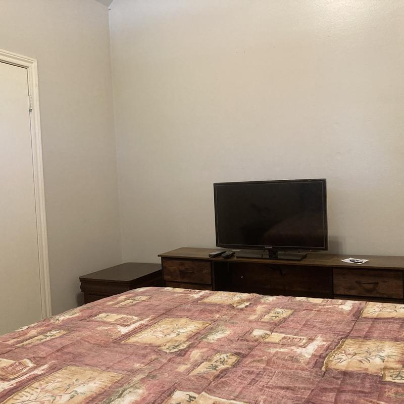 Listing photo 9 of 11