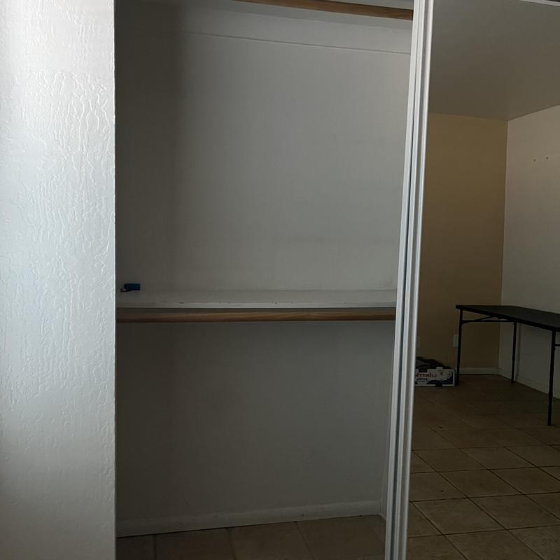 Listing photo 4 of 7