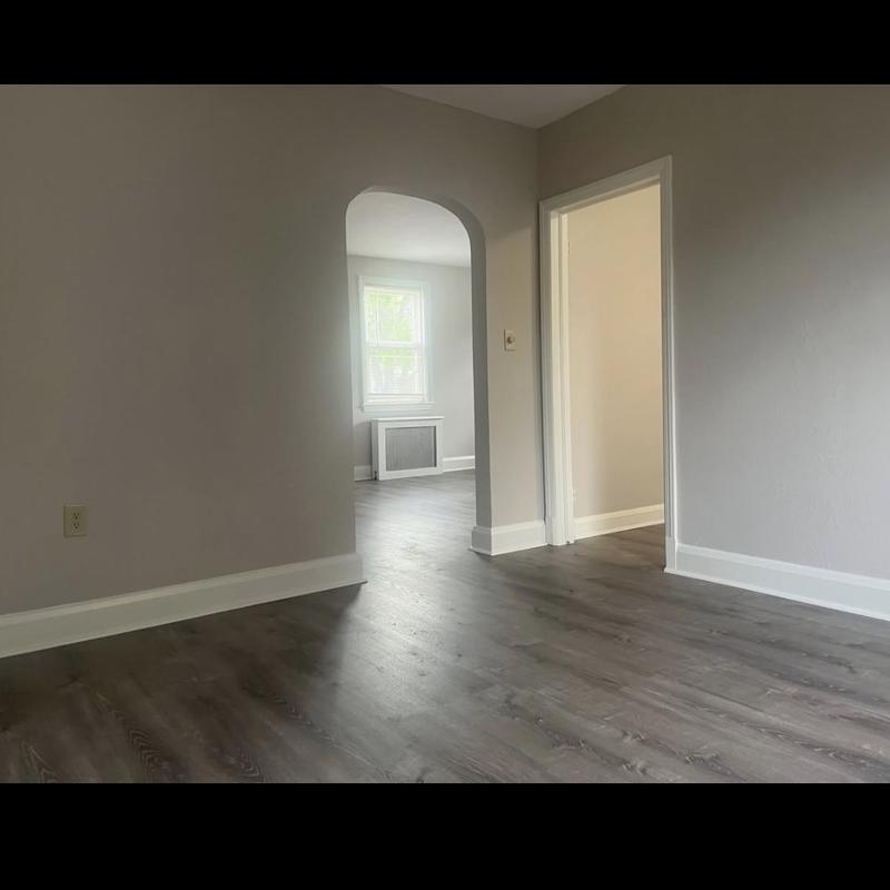 Listing photo 9 of 10