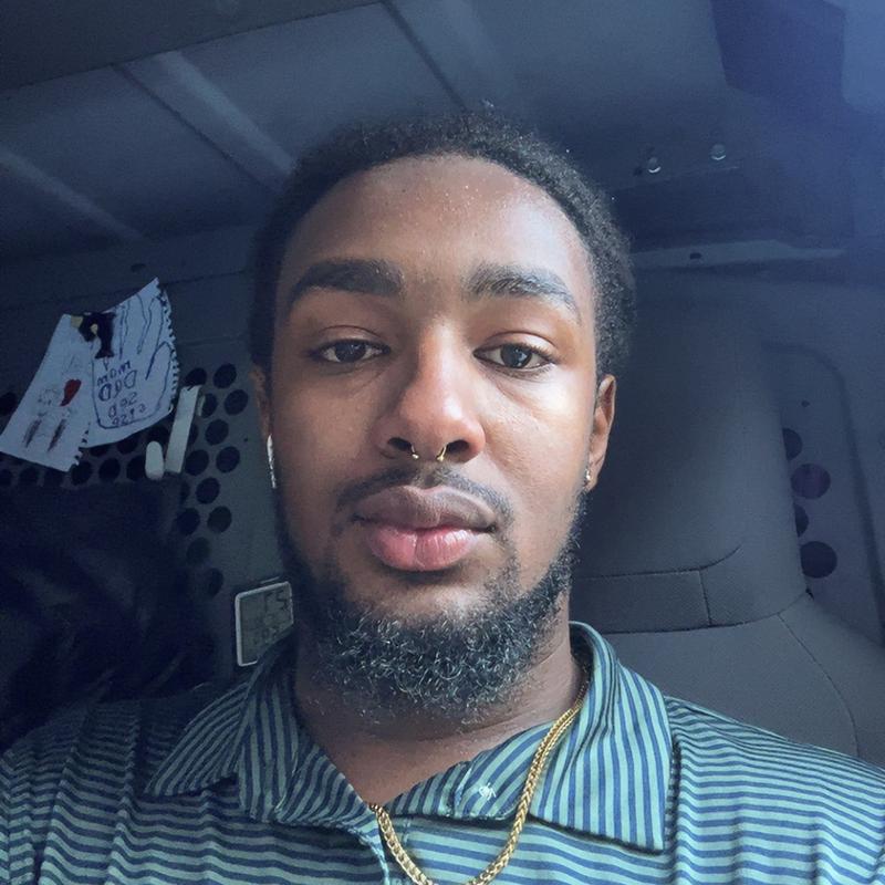 Listing photo 2 of 3