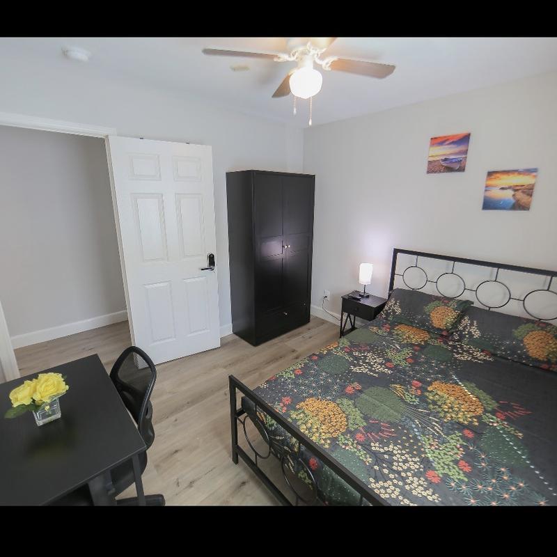 Listing photo 8 of 10