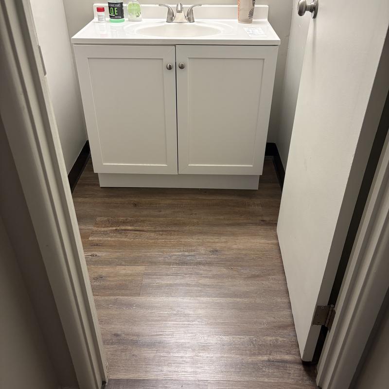 Listing photo 2 of 9