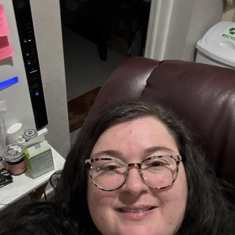 https://images.reputablerooms.com/processed/62995/profile/1136959b-7418-4ea9-991e-028c39dad26b.jpeg