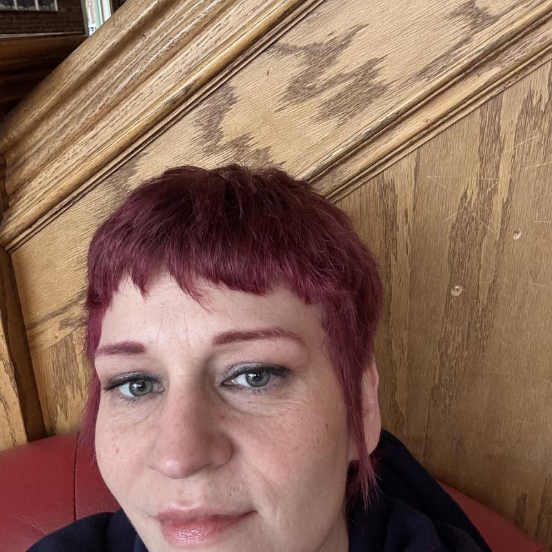 Profile image for Nichole T