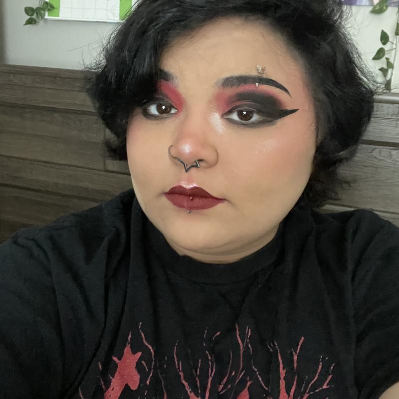 https://images.reputablerooms.com/processed/63624/profile/f525f2f8-89eb-41bd-9989-90f6c92fdb72.jpeg