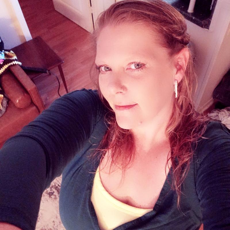 https://images.reputablerooms.com/processed/64009/profile/5850160b-e8ca-4e21-9292-5382896751f0.jpeg