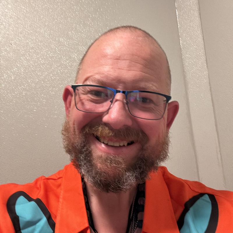 https://images.reputablerooms.com/processed/64412/profile/acd93c48-cf38-4313-8f67-f34c32b22fb0.jpeg