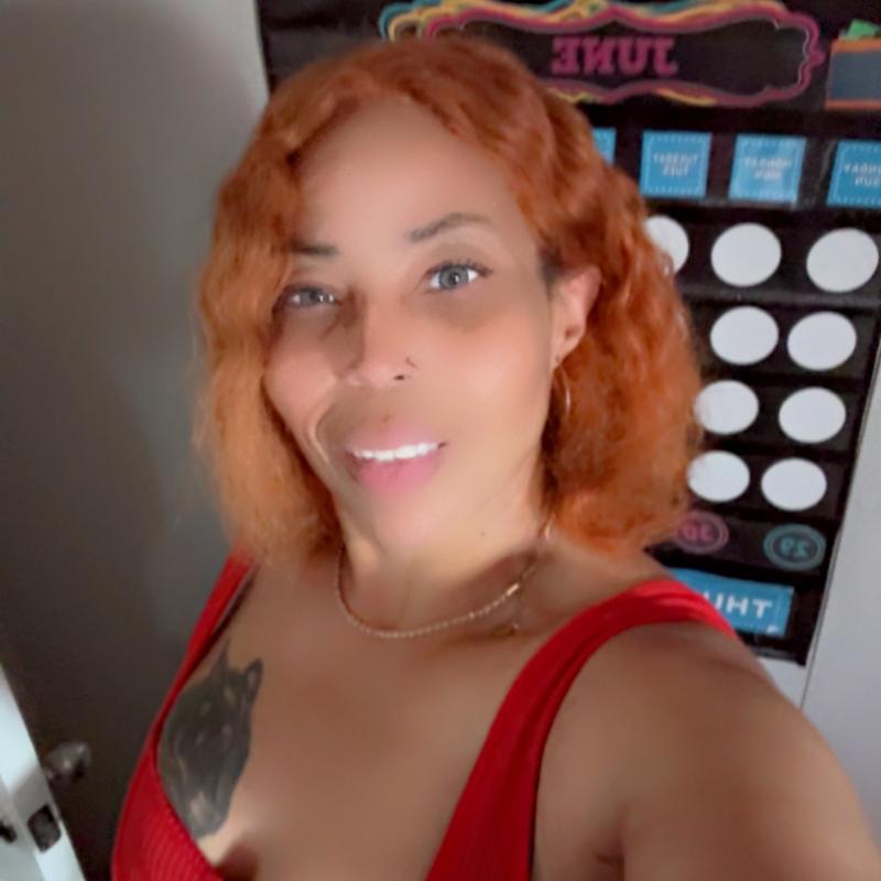 https://images.reputablerooms.com/processed/64809/profile/f7fa2713-ceb4-46c2-b7da-76a4a4b8e88f.jpeg
