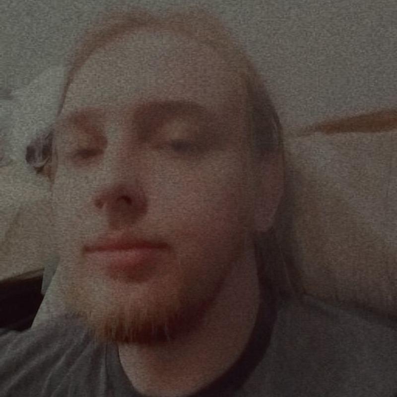 https://images.reputablerooms.com/processed/64878/profile/c037e5a4-3536-45a4-8cd5-9b1975118a74.jpeg