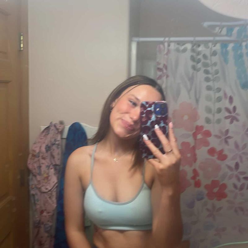 https://images.reputablerooms.com/processed/65203/profile/fc06a943-fb2b-45ed-8786-ef428be979a4.jpeg