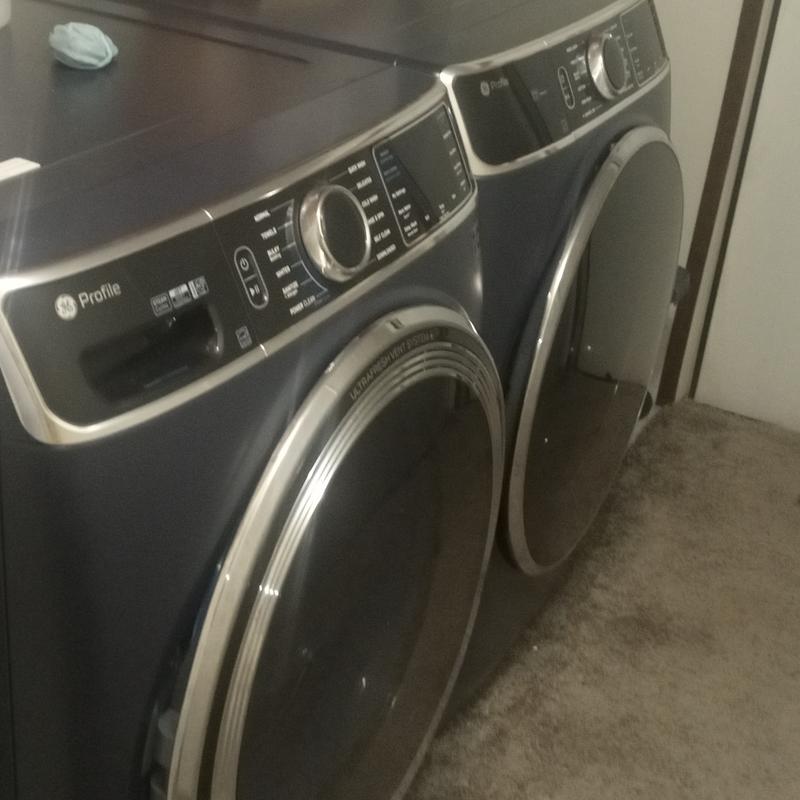 https://images.reputablerooms.com/processed/65404/listing/a0910ca0-58af-49b8-9dd0-2fb448e87821.jpeg