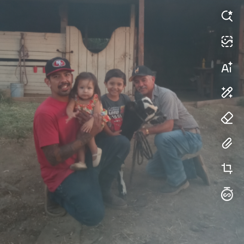 Profile image for Ricardo  M