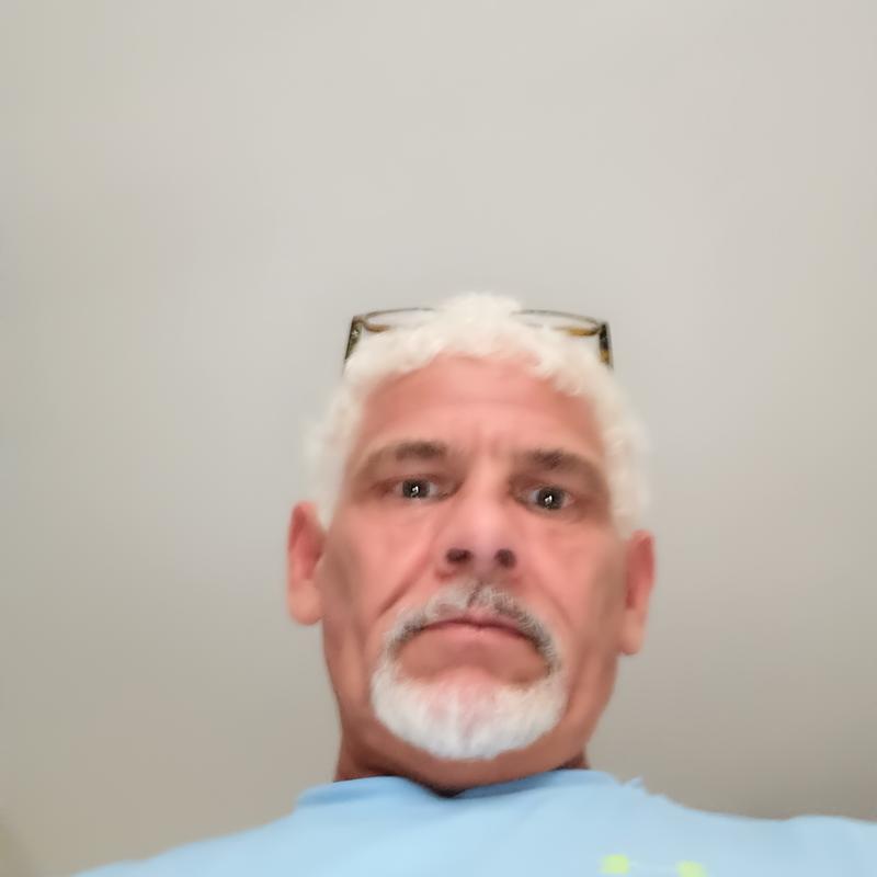 Profile image for Jorge L
