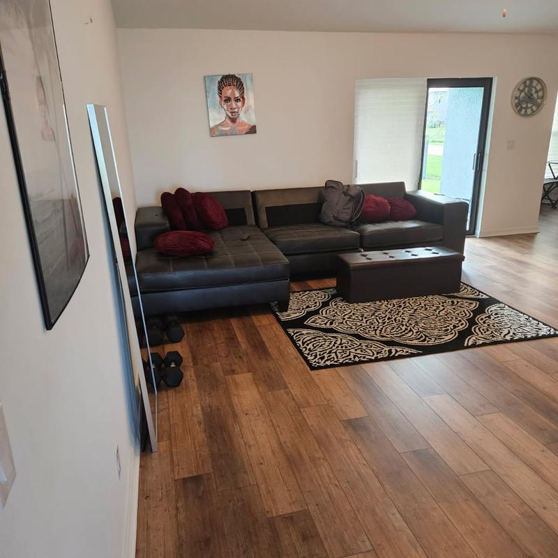 Listing image for Lee S
