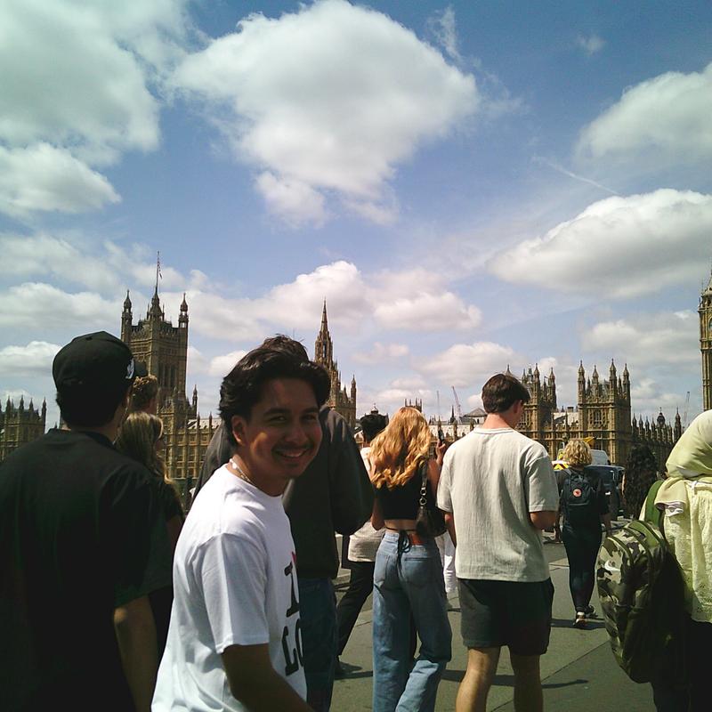 https://images.reputablerooms.com/processed/67293/profile/d87b7565-4d94-4f6c-b0f4-8b9c67f1b0f4.jpeg