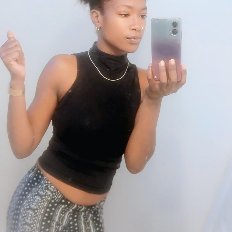 Profile image for Genovia M