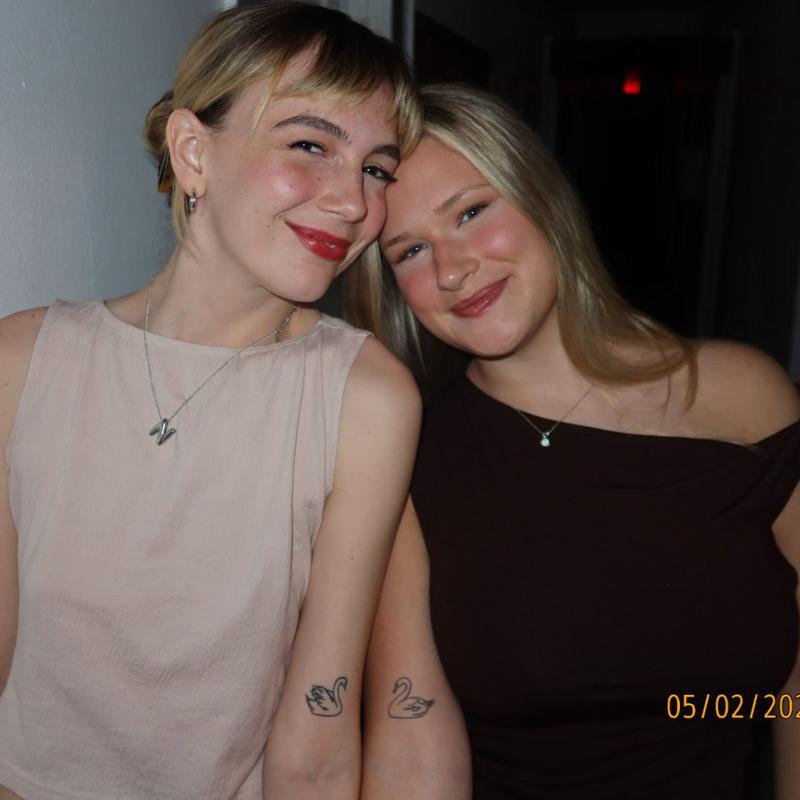 current photo