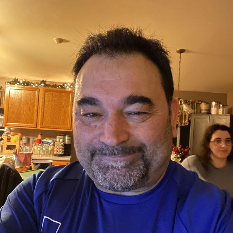 https://images.reputablerooms.com/processed/67465/profile/5f50bf36-f082-4d99-bf89-971d1d35a9d0.jpeg