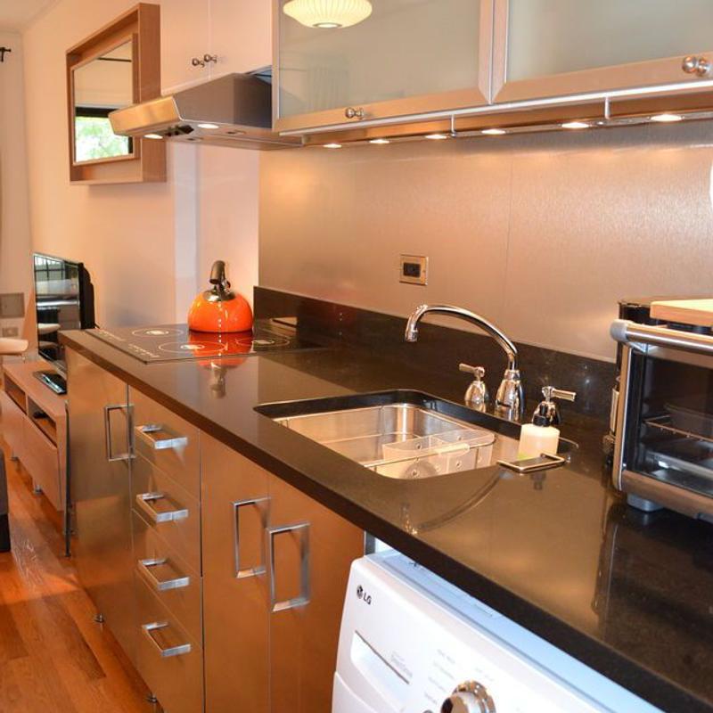 Listing photo 3 of 11