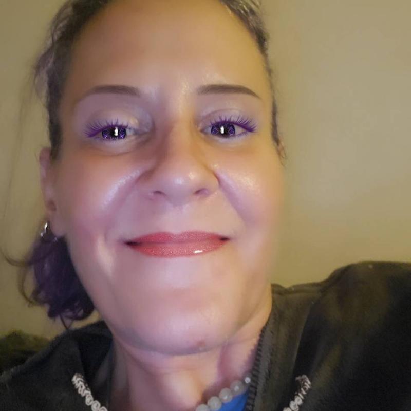 Profile image for Deanna V