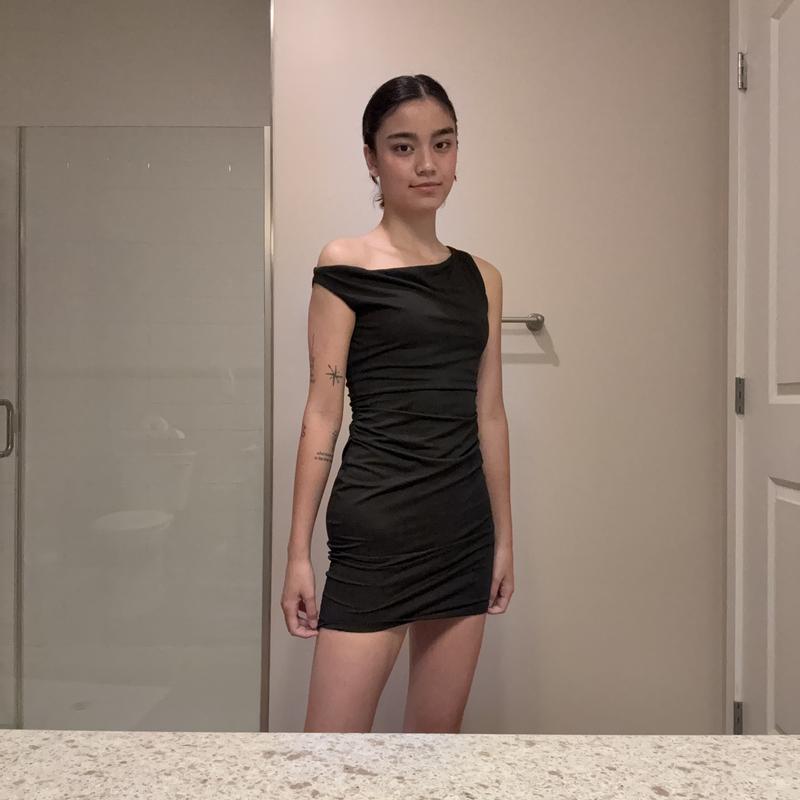 https://images.reputablerooms.com/processed/67673/profile/892ae2d3-fd83-419f-935e-78407ebcef80.jpeg