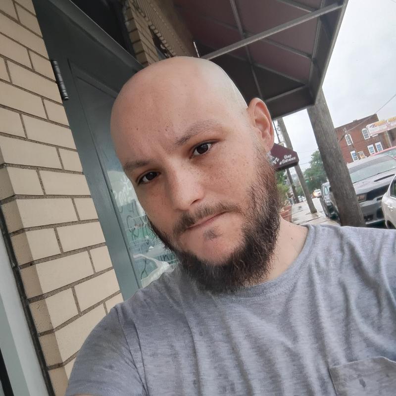 https://images.reputablerooms.com/processed/67877/profile/29547775-6098-48c5-bd16-79457a04d1d9.jpeg