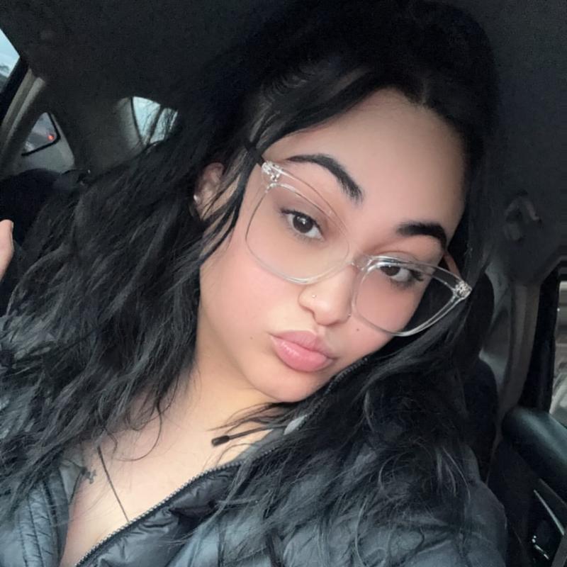 Profile image for Yarielys P