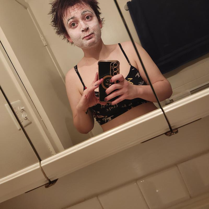 https://images.reputablerooms.com/processed/68015/profile/1cc3319f-d768-4c79-b492-381ed66253b2.jpeg
