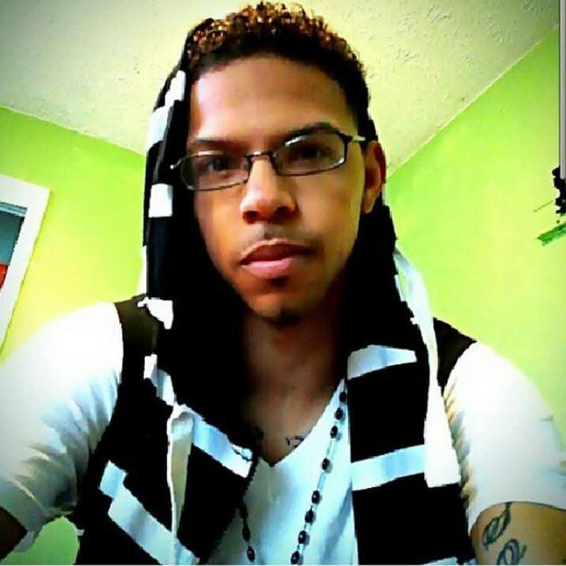 Profile image for Derrick l