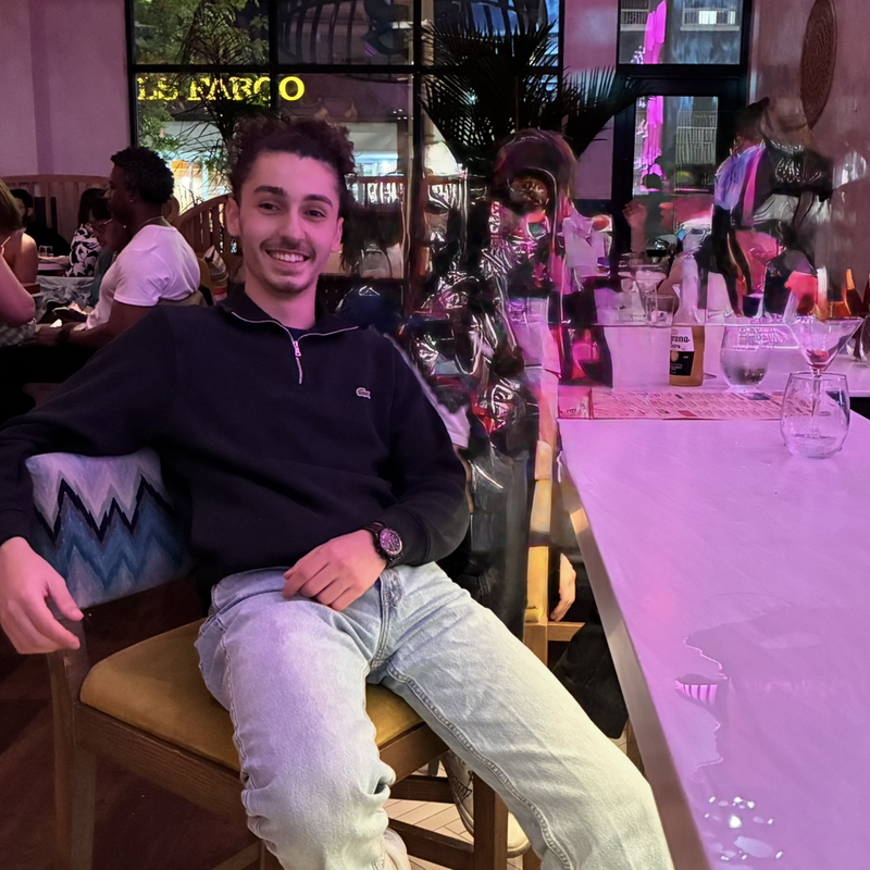 https://images.reputablerooms.com/processed/68520/profile/8aa2d8d6-3541-4e29-98da-2c22ef705df8.png