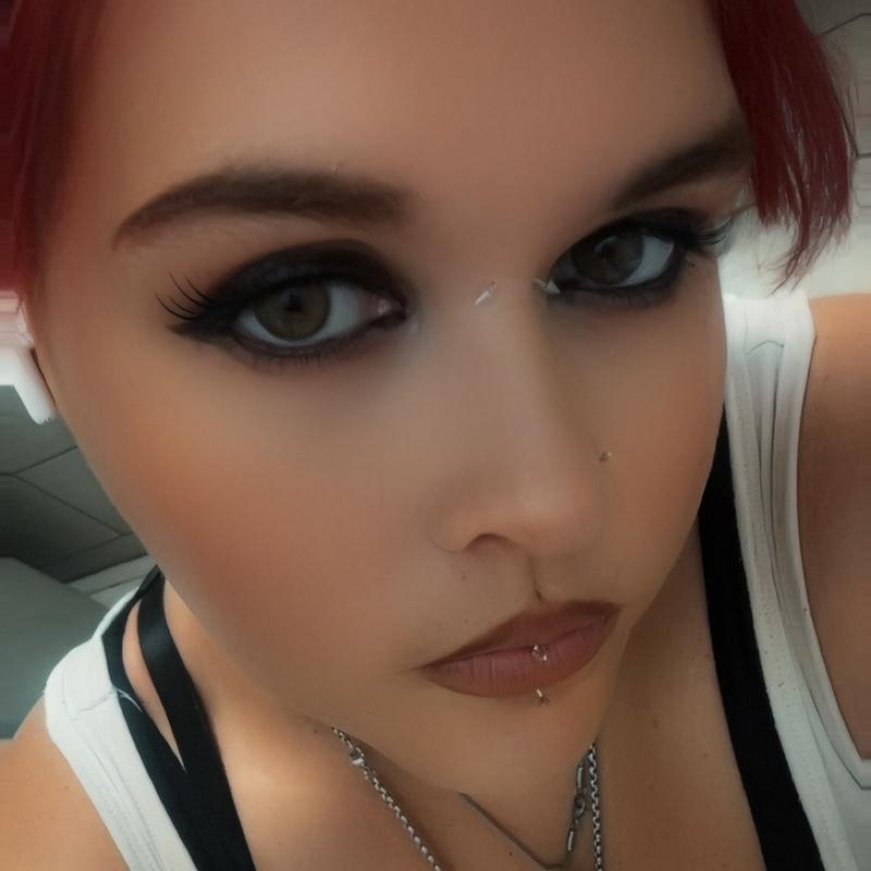 https://images.reputablerooms.com/processed/68631/profile/39c9e880-f2f0-4c07-8c03-866c569345bd.jpeg