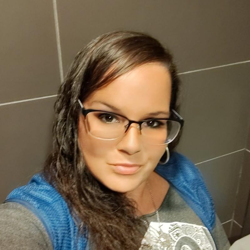 https://images.reputablerooms.com/processed/68785/profile/121303d6-e283-4469-aaf5-f4d71c6e46f7.jpeg