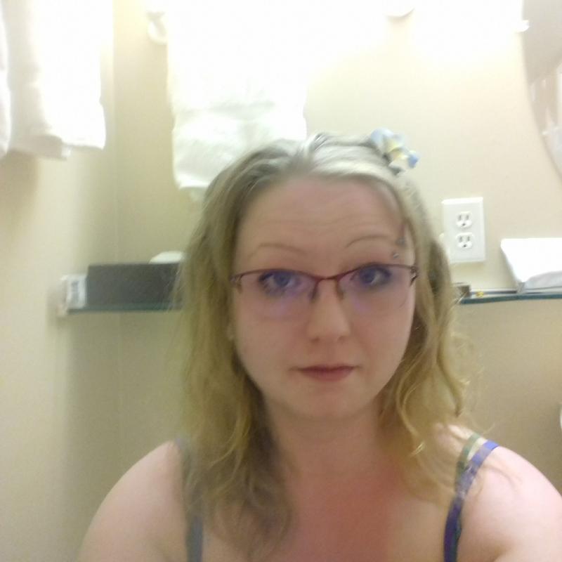 https://images.reputablerooms.com/processed/68796/profile/4516b622-6051-40a1-acbf-da3783593ef5.jpeg