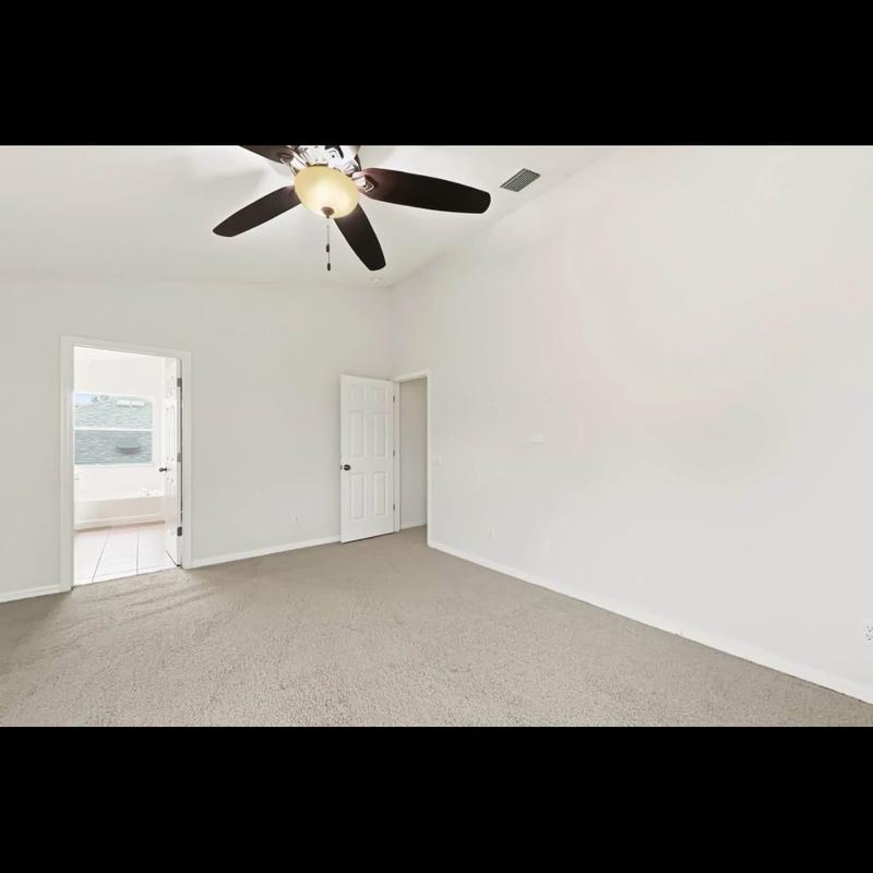 Listing photo 5 of 6