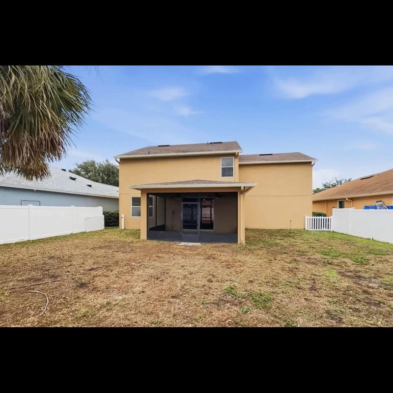 Listing photo 3 of 6