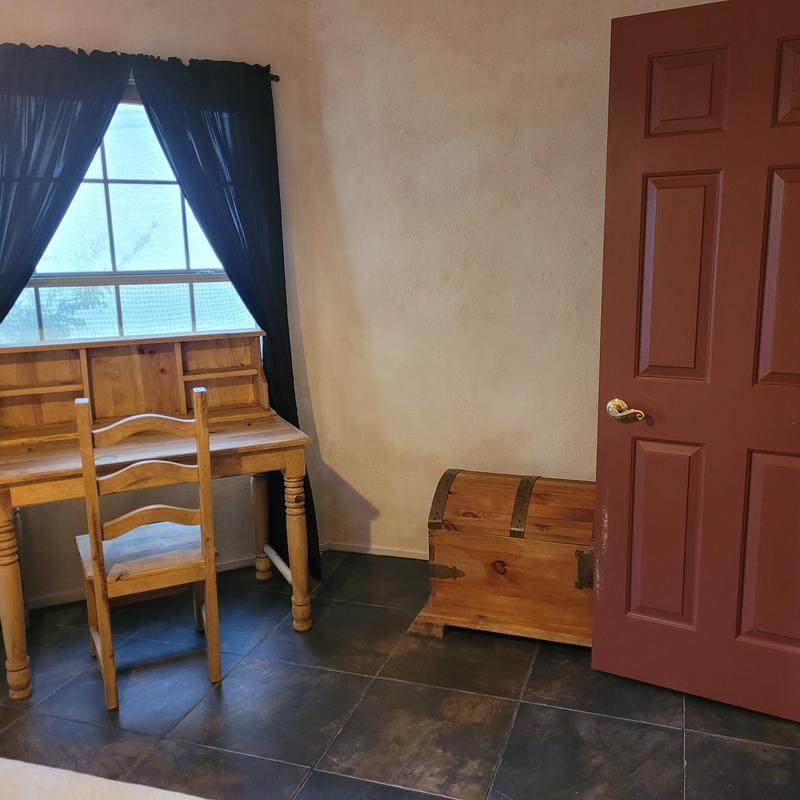 Listing photo 3 of 7