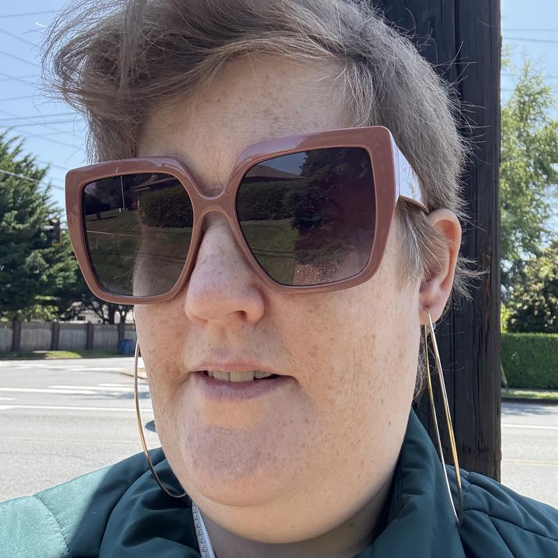 Profile image for Elizabeth  K