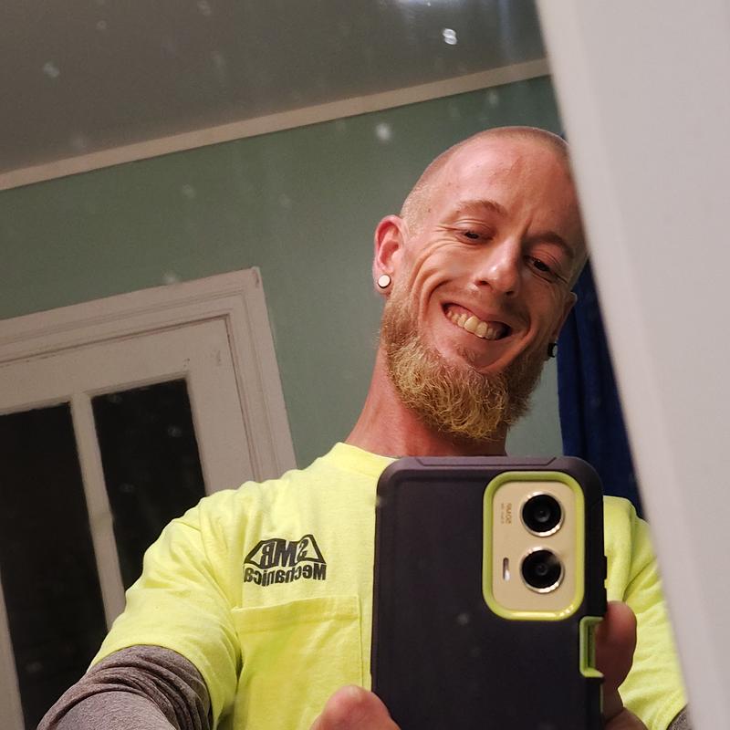 https://images.reputablerooms.com/processed/69695/profile/20000334-e1fd-47fb-a89d-d172c3c24156.jpeg