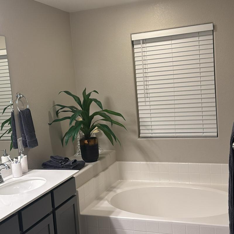 Listing photo 4 of 12