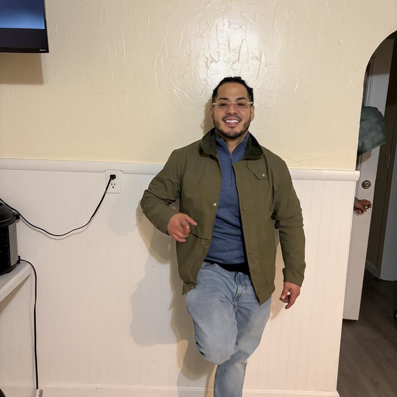 Listing photo 2 of 3