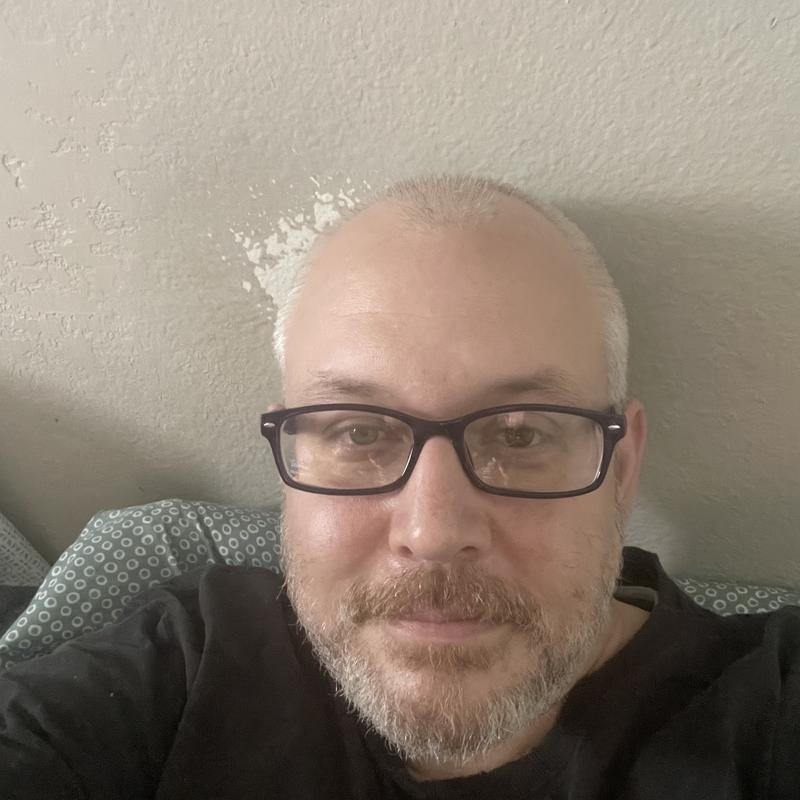 https://images.reputablerooms.com/processed/70908/profile/f21006fa-403e-4297-ad67-6d872a537a33.jpeg