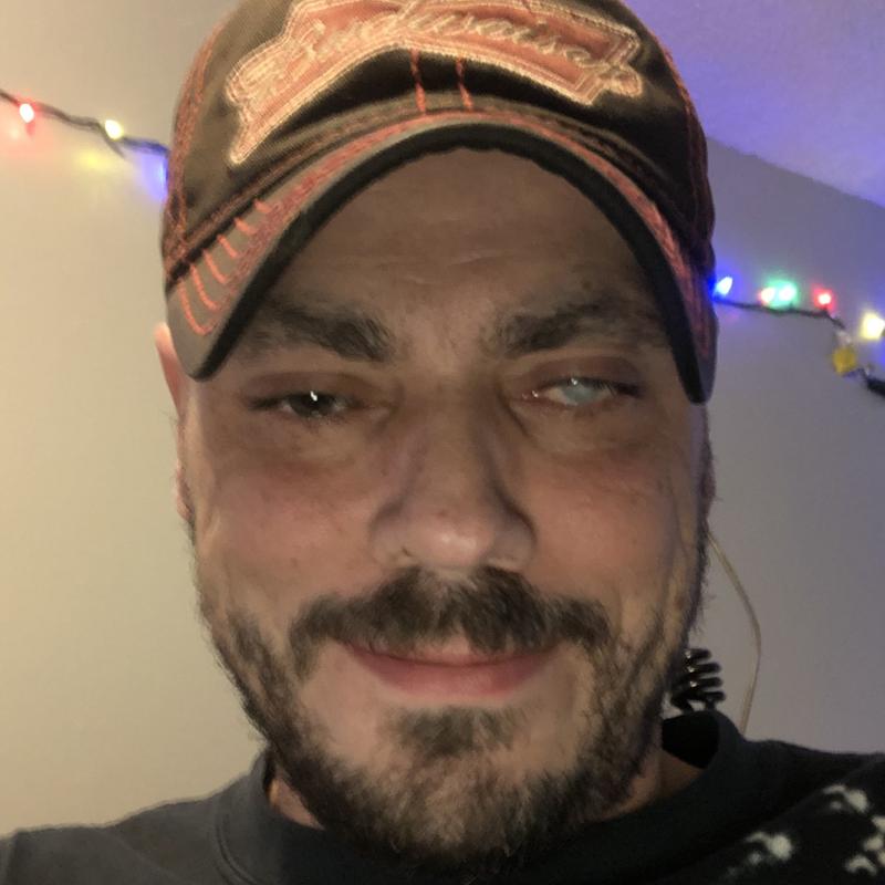 https://images.reputablerooms.com/processed/71122/profile/174dbff3-1758-405c-85b6-8efe2ab750b9.jpeg