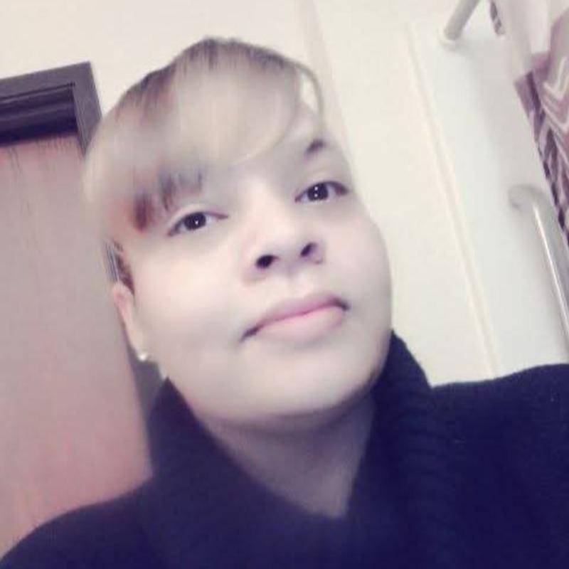 https://images.reputablerooms.com/processed/71294/profile/ef433283-584a-40b6-83b6-b5c12c20c2f6.jpeg