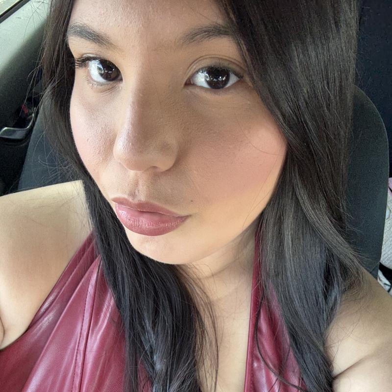 Profile image for Samantha R