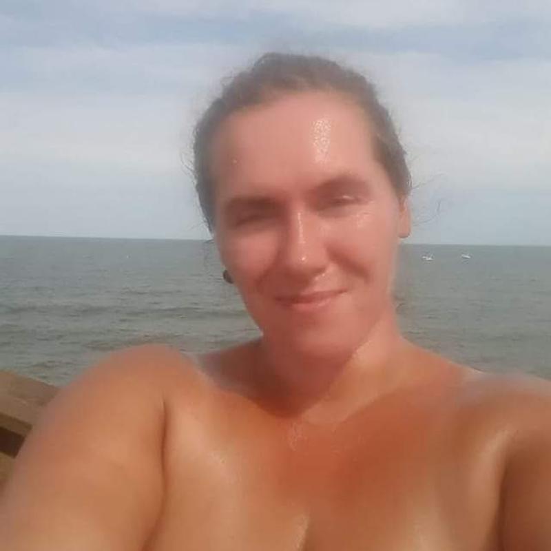 https://images.reputablerooms.com/processed/72169/profile/7a53a503-eadc-4df2-80fe-319e3d97bc35.jpeg