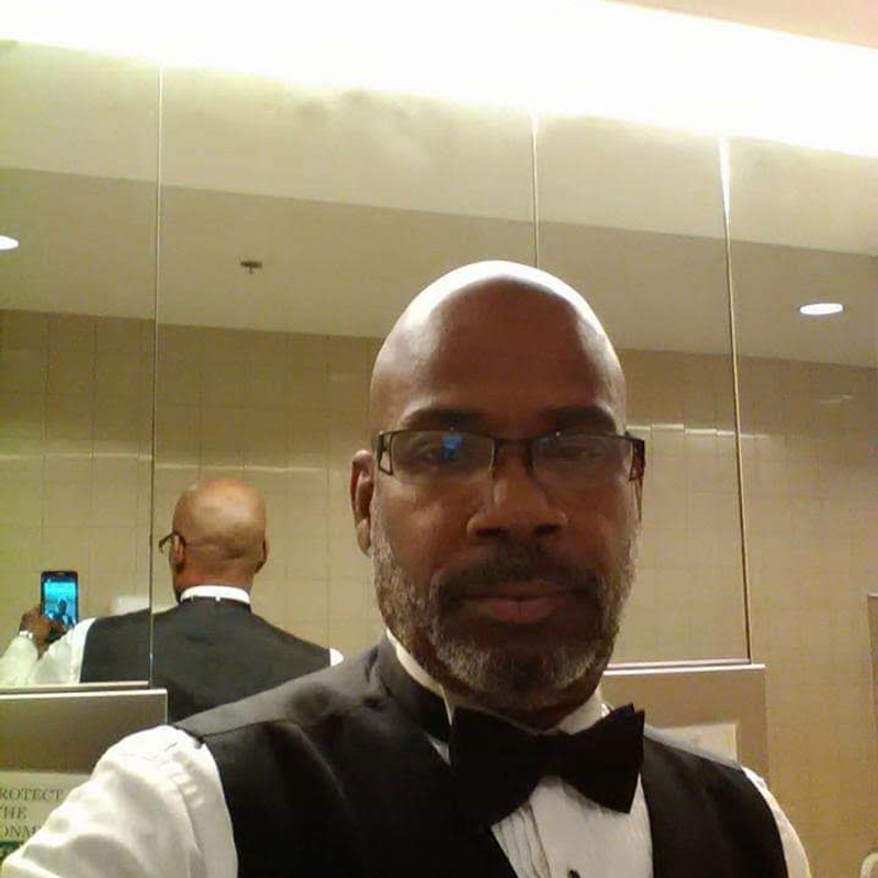 https://images.reputablerooms.com/processed/72207/profile/491d6932-250f-4c95-b723-7a2b62e1dad9.png