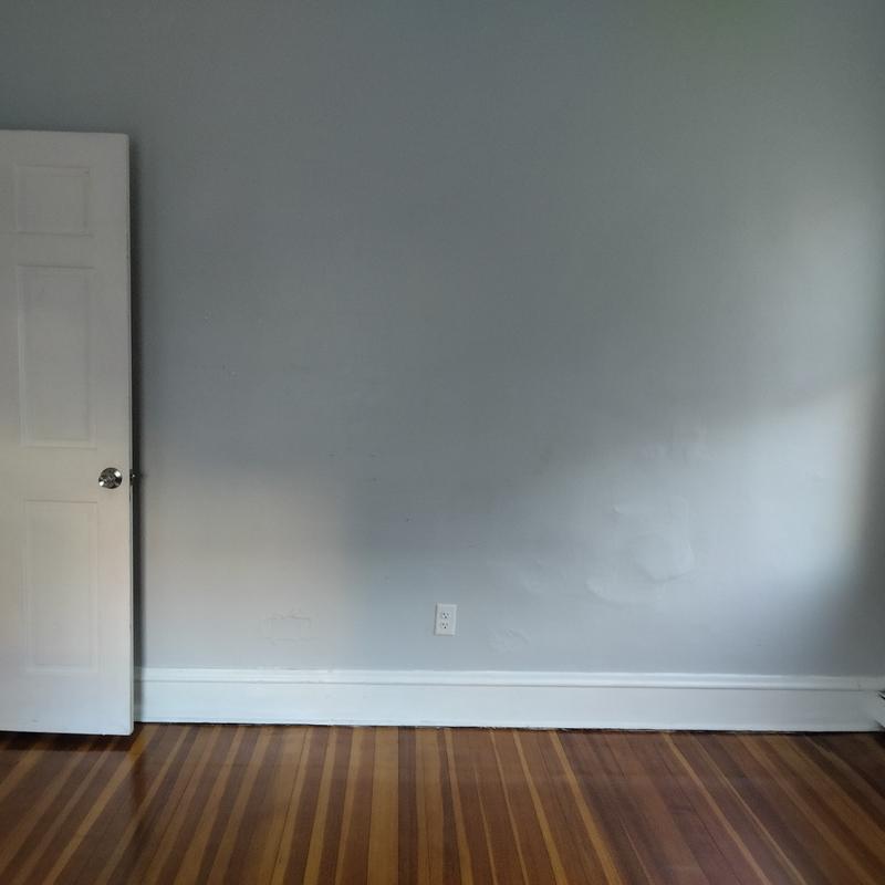https://images.reputablerooms.com/processed/72560/listing/739d938e-0e83-4e6f-88e5-ec1232a2f89d.jpeg