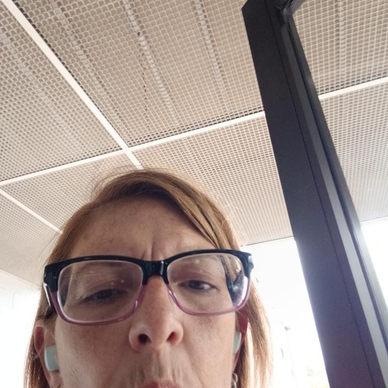 https://images.reputablerooms.com/processed/72609/profile/8fac03cc-f9a1-4190-8f3f-1206971f8ae5.jpeg