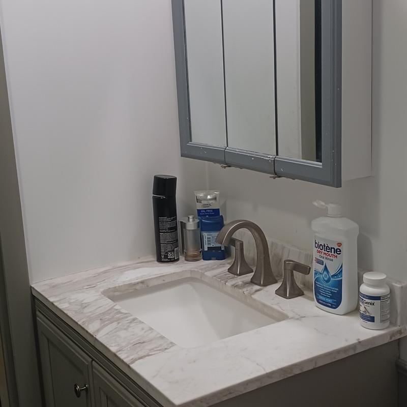 Listing photo 2 of 8